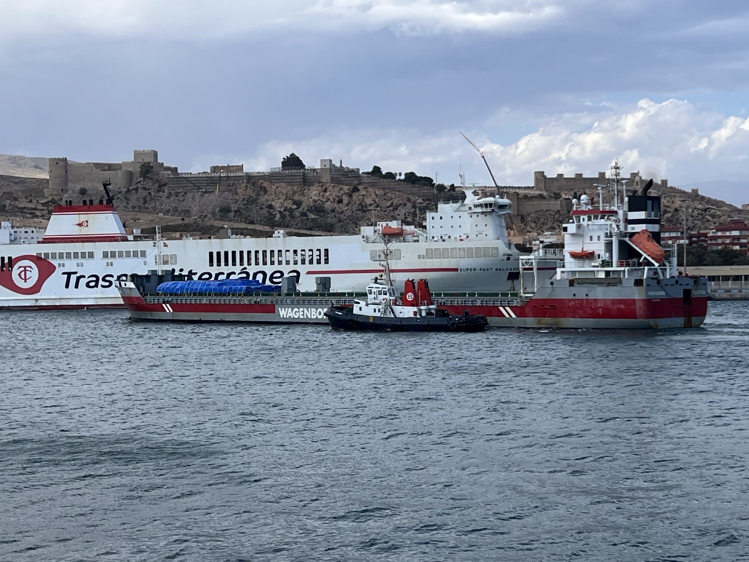 Amarradores sobre la alcanzaba